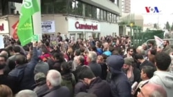 Cumhuriyet Gazetesi Önünde Protesto