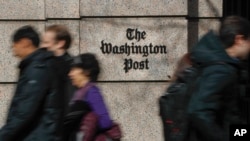 5 Kasım başkanlık seçimlerinde herhangi bir adaya destek açıklaması yapmayacağını bildirmesi üzerine Washington Post'un 250 bin dijital abone kaybettiği, bu sayının, gazetenin toplam dijital abone sayısının yüzde 10'u olduğu belirtiliyor. 